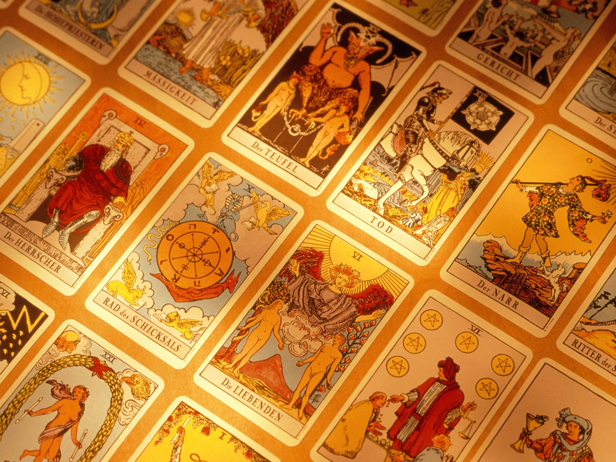 6 Ways to Pick a Tarot Card Theotherconquest